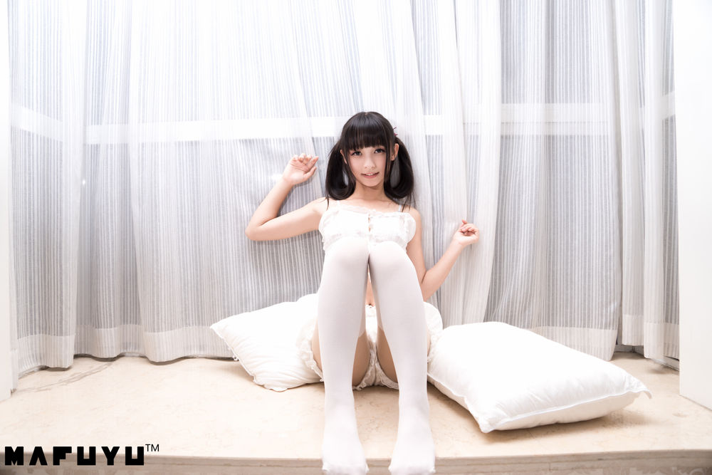 神楽坂真冬No.006-猫爪白丝 [100P 1V]插图