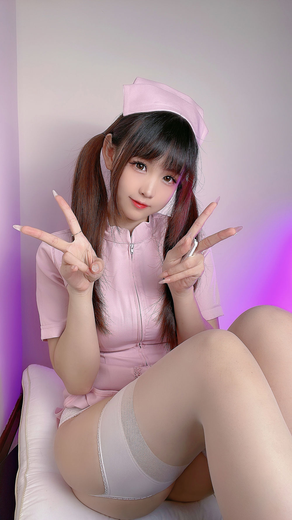 miko酱wwNo.014-护士姐姐 [27P 1V]插图1